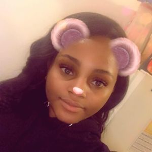 Meet your Posher, Sisi